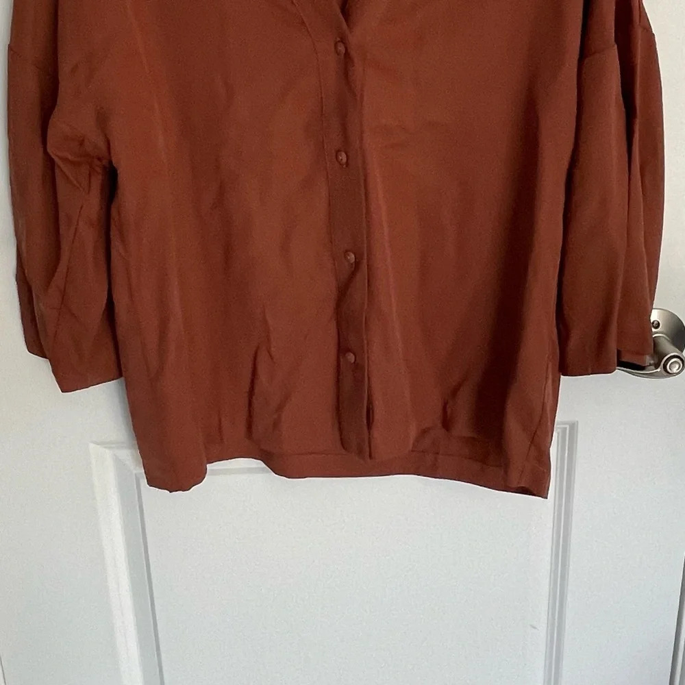 Women's Rust Button-Front V-Neck Top - Picture 3 of 13